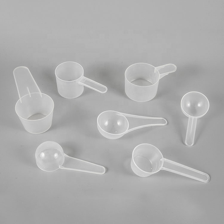 P&M different kinds of plastic spoons